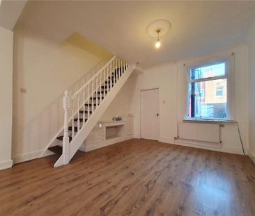 2 bedroom terraced house to rent - Photo 6