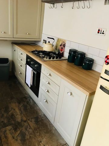 2 Bed Flat, Sillwood Place, BN1 - Photo 3