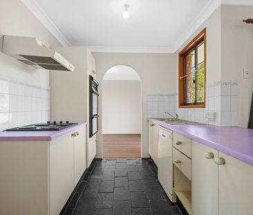 Spacious family home. - Photo 5