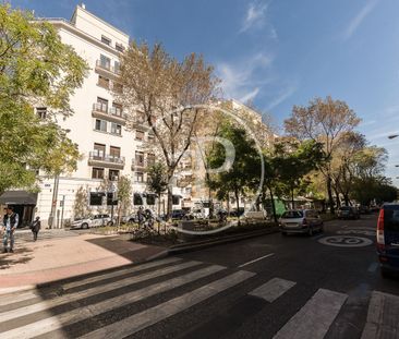 Flat for rent in Castellana (Madrid) - Photo 2