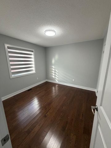 For Lease - 56 FREDERICK PEARSON Street, East Gwillimbury, Ontario - Photo 3