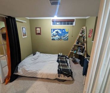 1 bed Kitsilano short term rental - Photo 1