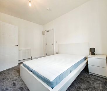 Victoria Road, Guildford, Surrey, GU1 4DJ - Photo 1