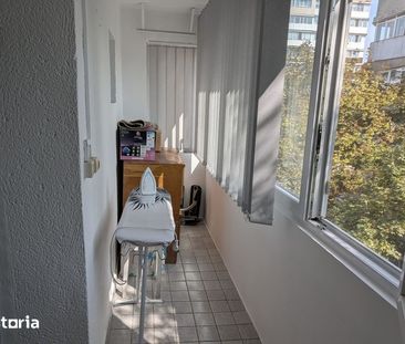 Apartament 3 camere, Obcini, langa universitate, complet utilat - Fotografie 6