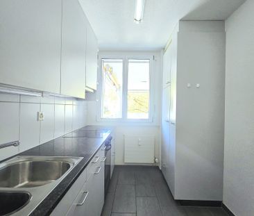 Traumhafte 3.5-Zimmerwohnung im schönen Lindenhof in Wettingen - Photo 2