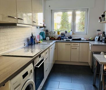 Helle 4-Zimmerwohnung, ruhig und zentral - Photo 4