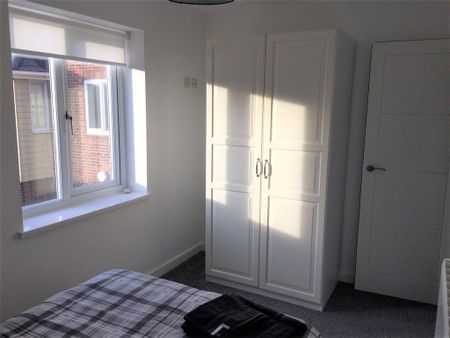 2 bedroom apartment to rent - Photo 4