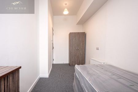 4 bedroom apartment to rent - Photo 2