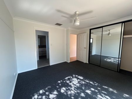 5 Ingrid Place, Dubbo NSW 2830 - House For Rent | Domain - Photo 4