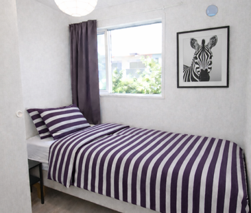 Lilla Idtjärnsgatan, Angered - Foto 3