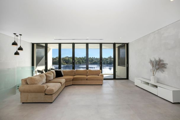 Bayside Luxury Living - Shipwrights Bay - Photo 1