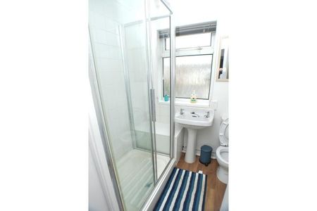 3 bedroom house share to rent - Photo 5