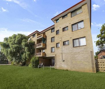 Modern 2-Bed Unit - Photo 6