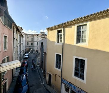 NIMES CENTRE / ECUSSON T2 - Photo 2