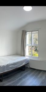 Room in a Shared House, Queens Road, SE14 - Photo 4