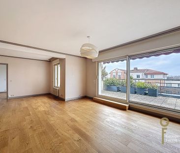 Location Appartement 4 pièces 143m² MARCQ EN BAROEUL 59700 - Photo 1