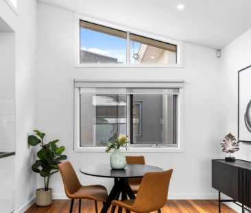 Modern Townhouse Living in a Prime Preston Location - Photo 4