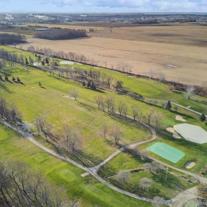 Beau 5 1/2 récent, libre MAINTENANT ! Domaine du Golf; BAISSE DE PRIX !! - Photo 1