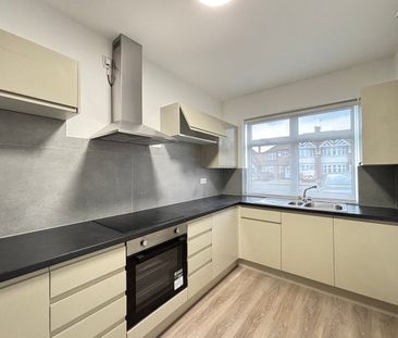 Room 3 - Kenton Road, Kenton, Harrow, HA3 - Photo 2