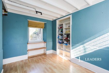 3 bedroom detached house to rent - Photo 3