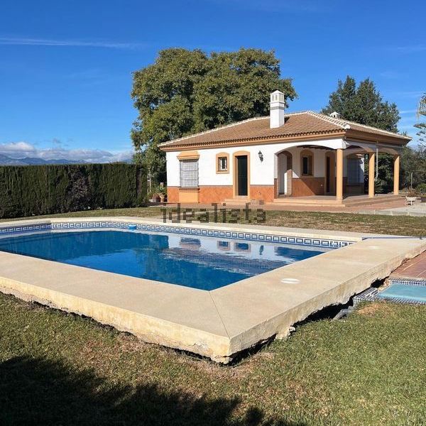 Alquiler de casa o chalet independiente en Carretera de los Bueyes s/n - Photo 1