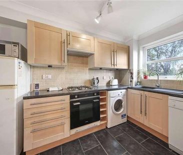 Edmeston Close, London, E9 - Photo 2