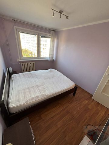 Trzypokojowe mieszkanie w Policach (439842) - Zdjęcie 3