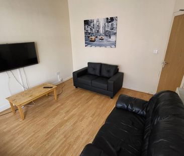 7 bedroom house share to rent - Photo 4