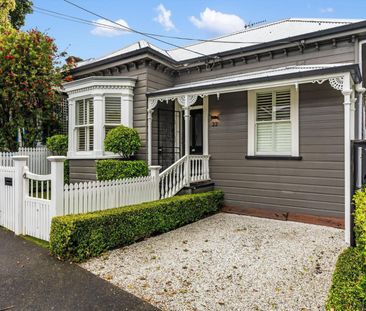 Sunny Character Home Pet Friendly - Photo 5