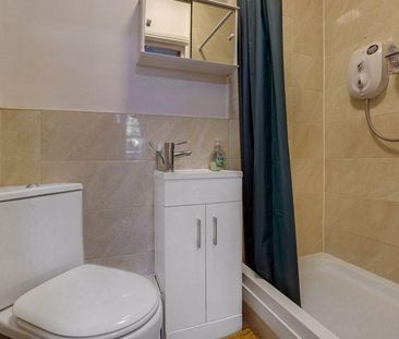 Studio to rent - Photo 6