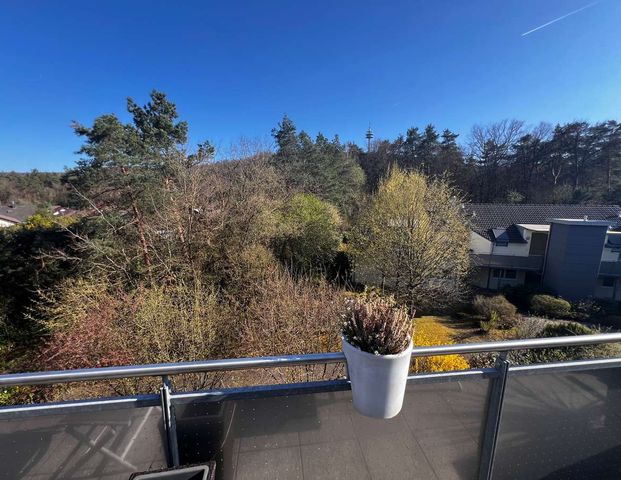 Schöne 3-Zimmer-Wohnung mit großem Balkon im Uni-Wohngebiet - Photo 1