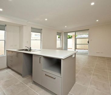 Beautiful Home - Photo 3