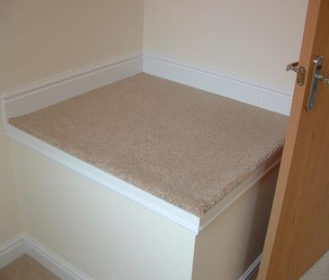 2 bedroom semi-detached house to rent - Photo 2