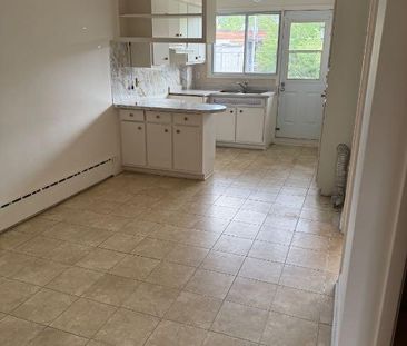 Grand 4 1/2 Marquette près belanger - Photo 4