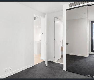 Comfortable living in Malvern East - Photo 5