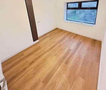 2 bedroom semi-detached house to rent - Photo 2