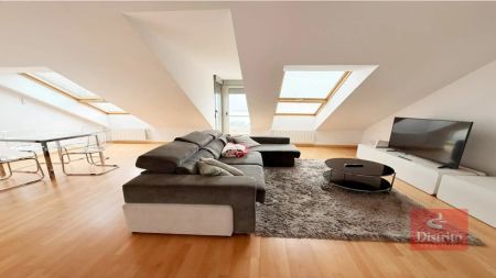 Ático de alquiler en Santander - María Cristina, General Dávila - Photo 2