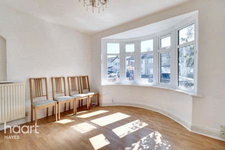 4 bedroom terraced house to rent - Photo 2