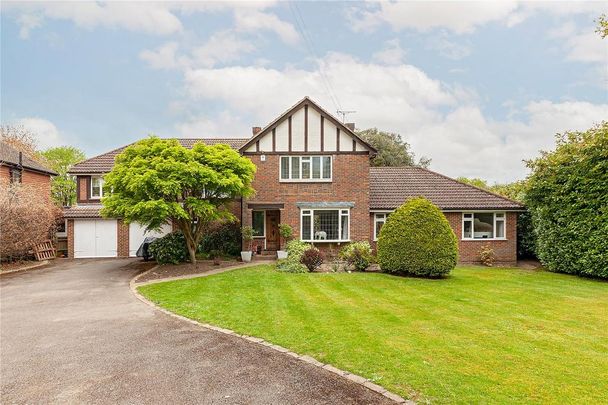 5 bedroom detached house to rent - Photo 1