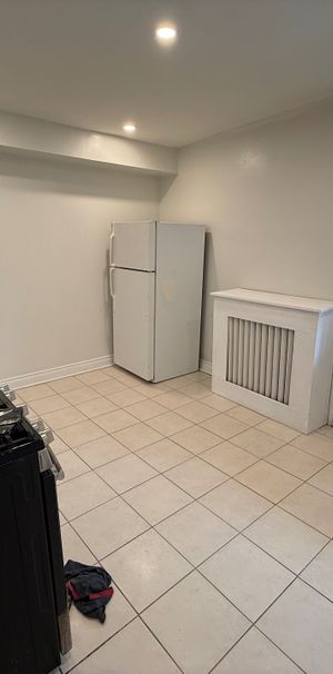 For Lease - 158 Danforth Avenue Unit# 202, Toronto, Ontario - Photo 1