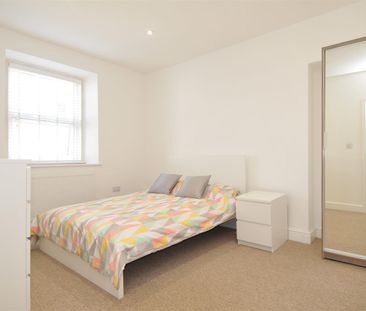 Addison Road, Flat 5, Plymouth - Photo 4