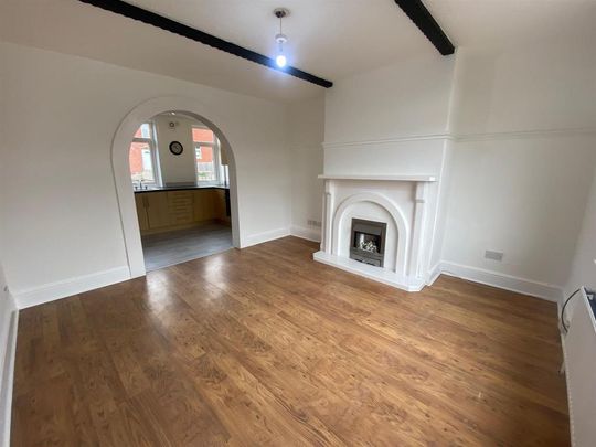 3 bedroom terraced house to rent - Photo 1