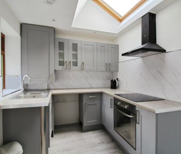 3 bedroom terraced house to rent - Photo 4
