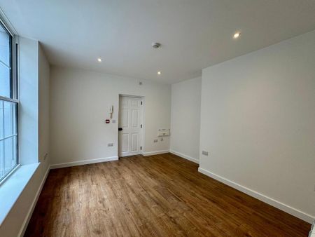 1 bedroom flat to rent - Photo 2