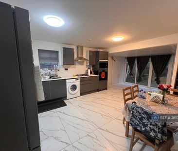 3 bedroom bungalow to rent - Photo 4