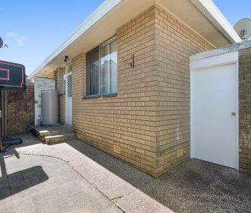 1/51-53 Mimosa Street, Bexley NSW 2207 - House For Rent | Domain - Photo 5