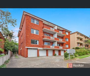 8/22 High Street, Carlton, NSW 2218 - Photo 5