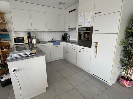 Grosszügige, helle 2.5-Zimmer-Wohnung mit grosser Dachterrasse - Photo 5