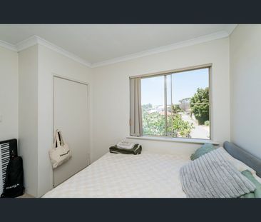 9B Carnarvon St., East Victoria Park, WA 6101 - Photo 5