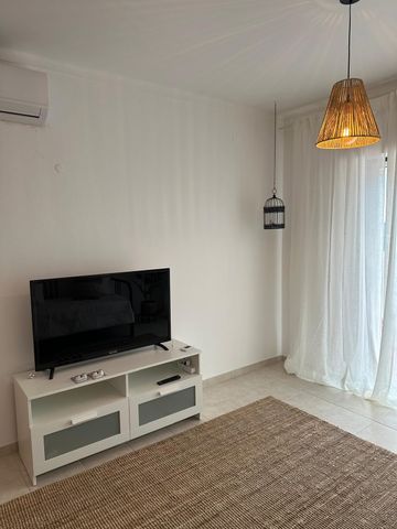 Apartamento T0+1 no centro de Vila Real de Santo António de setembro a Maio - Photo 5